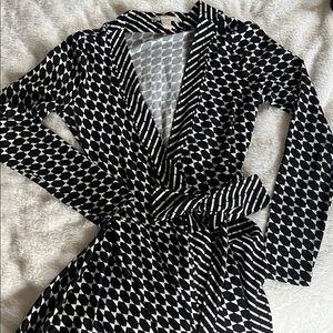 Banana Republic Black and White Diamond Print Dress